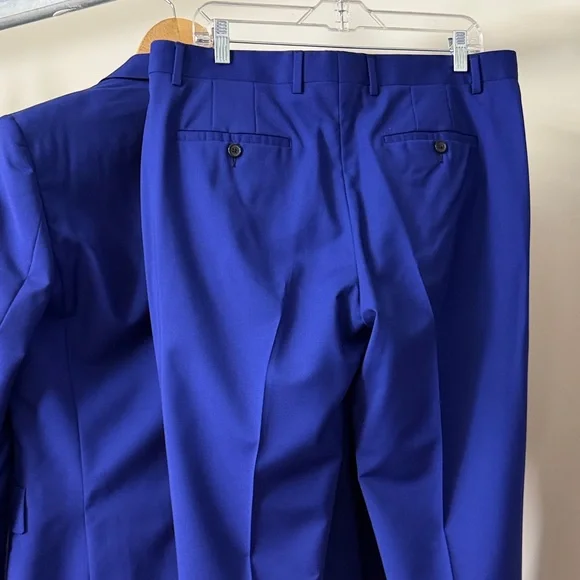 Paul Smith SOHO Fit Two-Piece Wool Suit - Picture 4 of 5